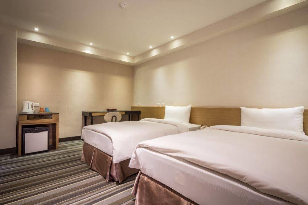 Country Garden Hotel Цзяї Екстер'єр фото